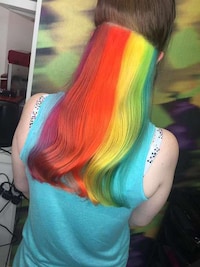 Peek-a-Boo Highlighter Hair Image 5