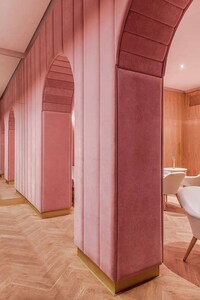 Millennial Pink Pastry Shops Image 8
