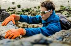 Versatile Outdoor Gloves