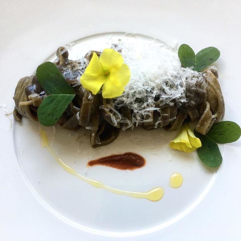 Cannabis-Infused Dinner Parties