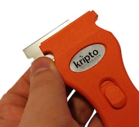 Razor Blade Cleaning Tools Image 2