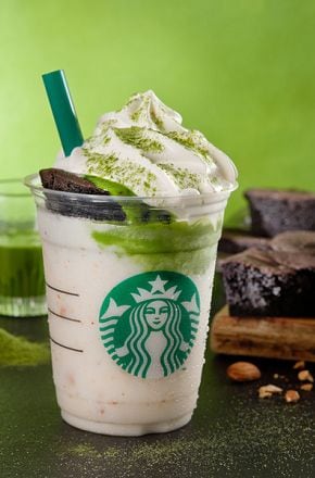 Cake-Topped Blended Drinks
