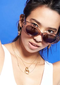90s-Themed Eyewear Catalogs Image 4