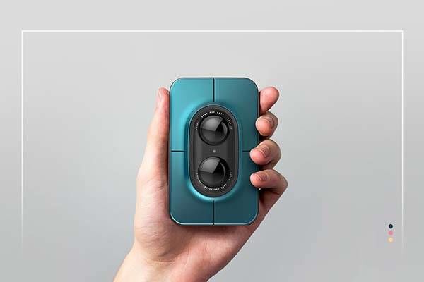 Dual-Lens Instant Cameras Image 2
