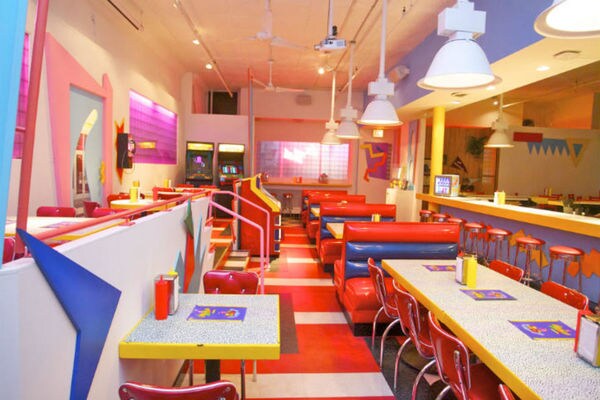 Pop-Up Sitcom Diners