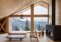 Minimalist Modern Chalets Image 5