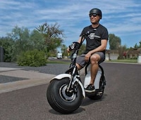 Oversized Tire Scooters Image 4