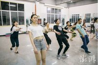 Social Media Influencer Schools Image 3