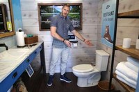 Mobile Toilet Services Image 4