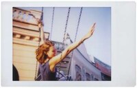 Summer-Ready Instant Cameras Image 5