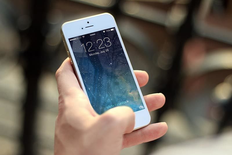 Instantaneous Mobile Payments