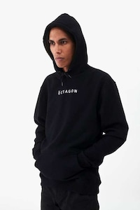 Blurred Face Streetwear Editorials Image 7