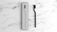 Simply Designed Toothbrushes Image 4