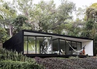 Architectural Home Rentals Image 7