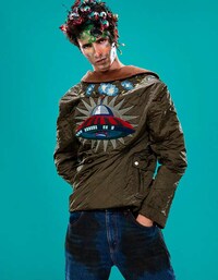 Face-Painted Couture Portraits Image 4