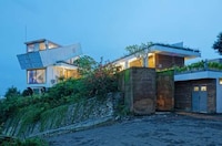 Dump Truck-Inspired Homes Image 5