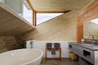 Dump Truck-Inspired Homes Image 8