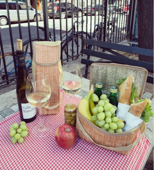 Wicker Lunch Boxes