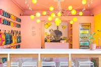 Pop-Up Lemonade Stores Image 4