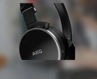 Noise-Banishing Travel Headphones Image 6