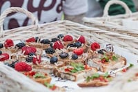 Snack-Sampling Picnics Image 3