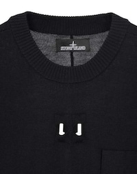 Stylish Headphone Pockets Image 2