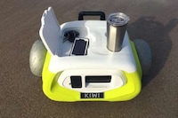 Easily-to-Carry Beach Coolers Image 5