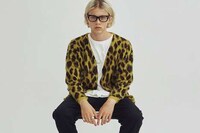 90s-Inspired Korean Fashion Image 3