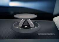 Immersive Vehicle Sound Systems Image 2