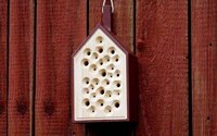 Urban Beekeeper Accessories Image 4