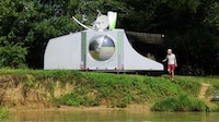 Sun-Following Folding Caravans Image 3