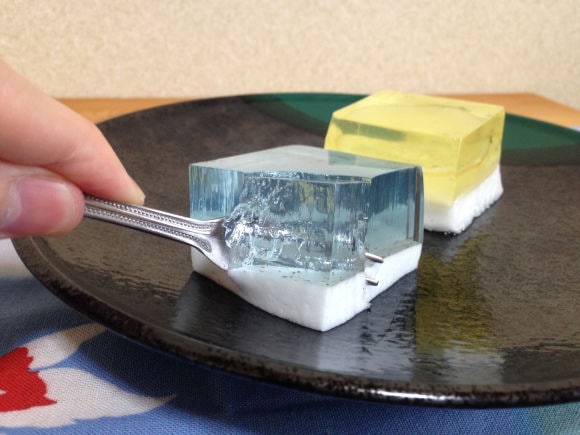 15 Gelatinous Dessert Innovations
