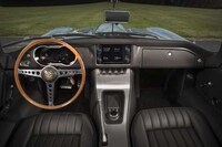 Retro-Styled Electric Cars Image 4