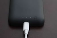 Double Duty Smartphone Cases Image 3