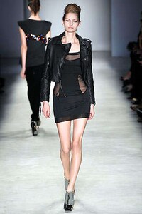 Grunge Meets Glam Image 6