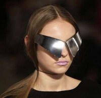 Bizarre Sculptural Eyewear Image 4