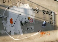 Conversational Street Art Image 5