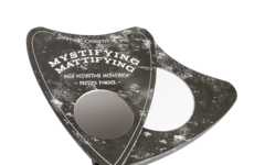 Spirit Board-Shaped Makeup