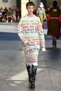 Color-Saturated Runway Shows Image 2
