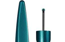 Pizza Cutter-Inspired Eyeliners