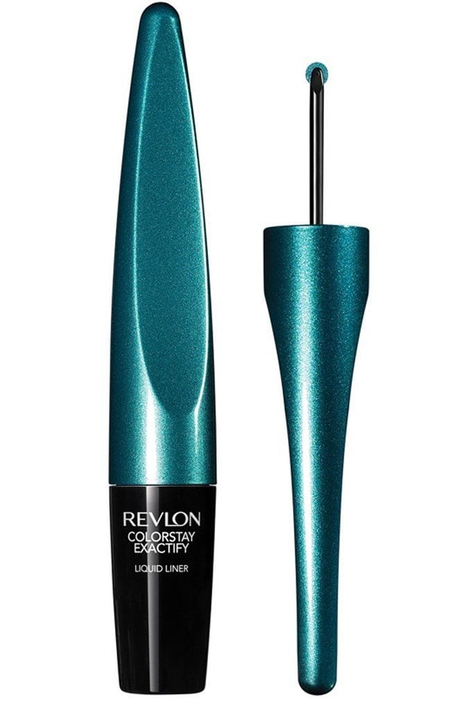 Pizza Cutter-Inspired Eyeliners