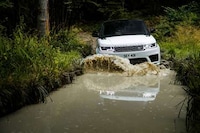Rejuvenated Hybrid Cars Image 8