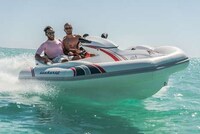 Ingenious Inflatable Watercraft Image 2
