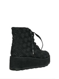 Tire-Themed Combat Boots Image 3