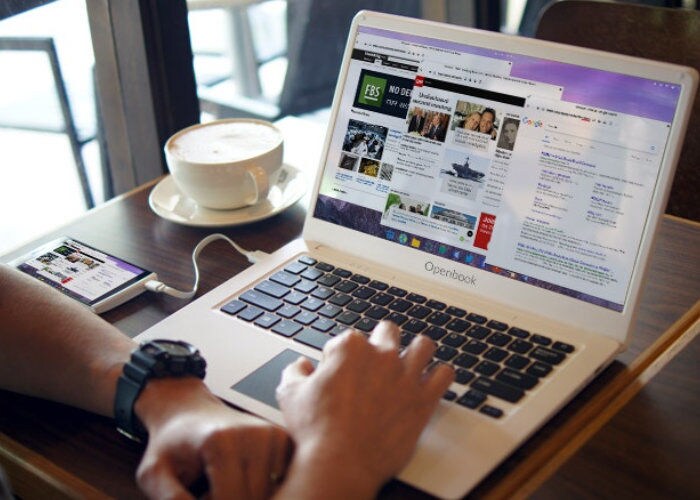 Smartphone-Powered Laptops