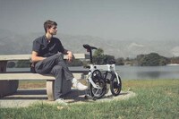 Highly Portable Folding eBikes Image 7