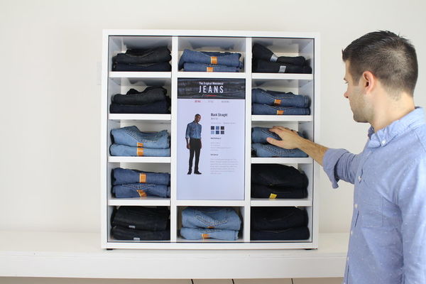 50 Tech-Embedded Retail Displays