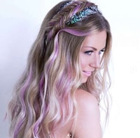 Shimmering Temporary Hair Makeup Image 3