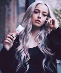 Shimmering Temporary Hair Makeup Image 7