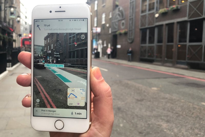 AR Navigating Apps
